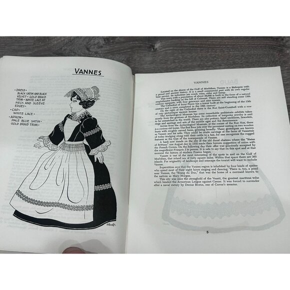 Dolls Tell the Story of Brittany Book by Luella Tilton Hart Paperback 1956 - Picture 3 of 5